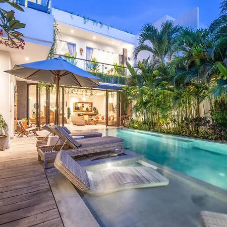 Incredible 4Br Villa 5 Mins Walk To The Beach