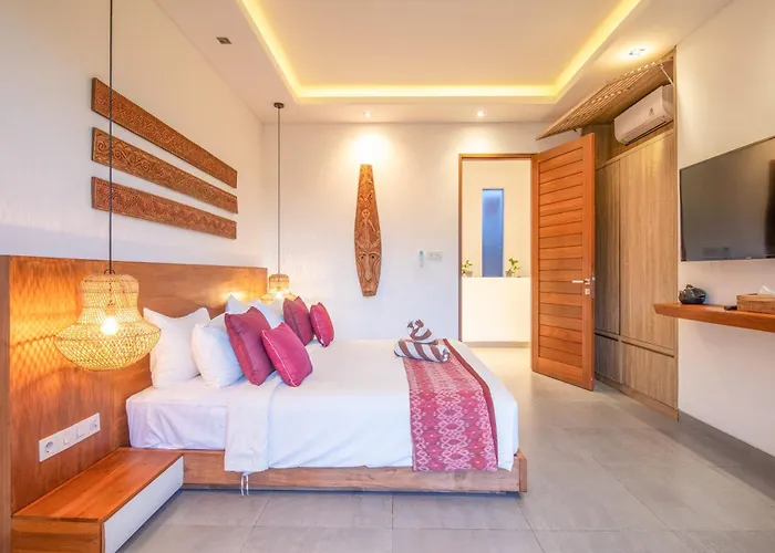 Exquisite 4br Haven, 5min Stroll To Beach Canggu Villa Canggu