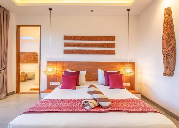 Exquisite 4br Haven, 5min Stroll To Beach Canggu Canggu