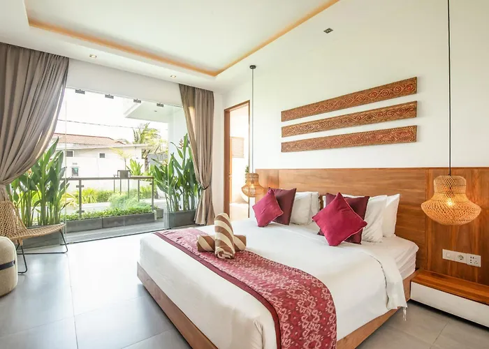 Exquisite 4br Haven, 5min Stroll To Beach Canggu *