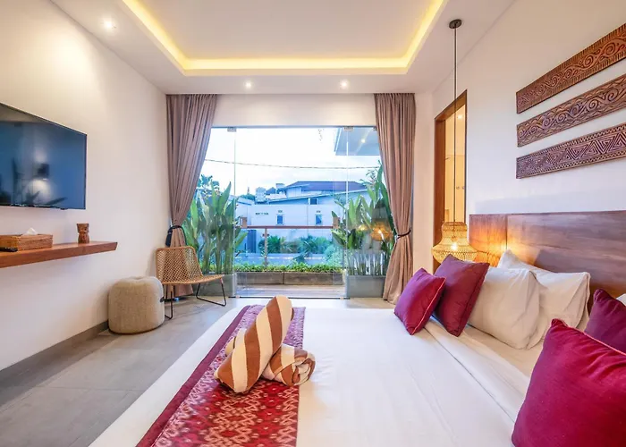 Villa Exquisite 4br Haven, 5min Stroll To Beach Canggu Canggu