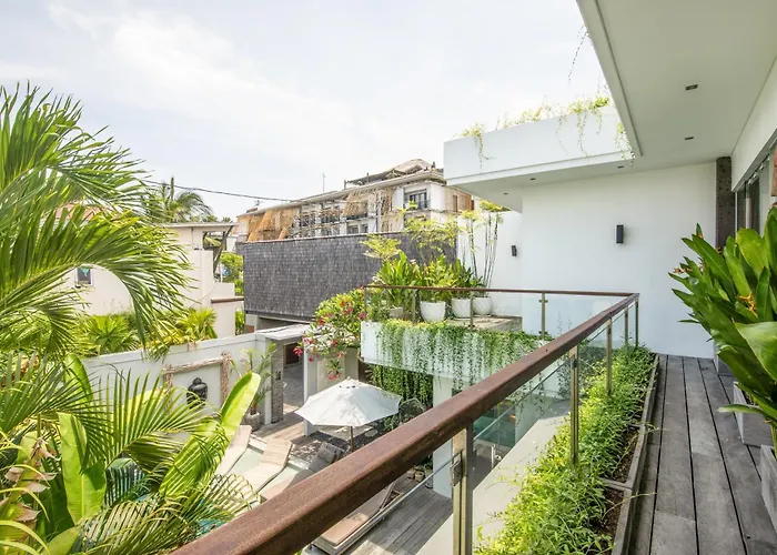 Exquisite 4br Haven, 5min Stroll To Beach Canggu *
