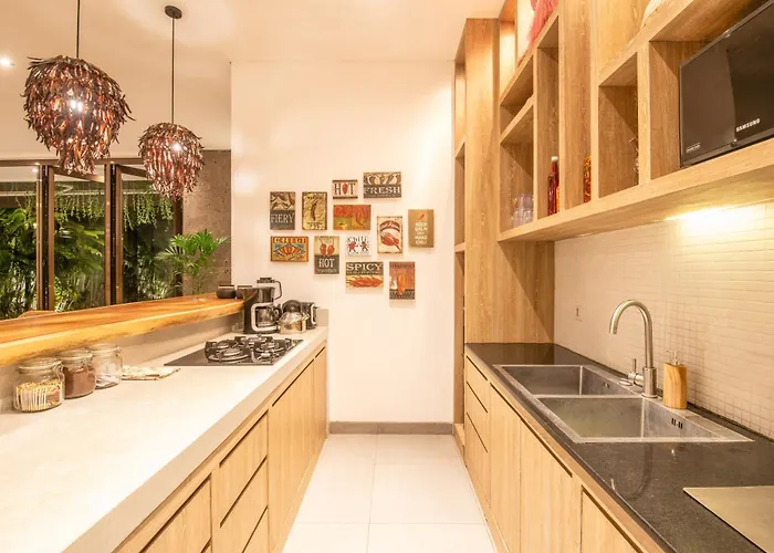 Exquisite 4br Haven, 5min Stroll To Beach Canggu * Canggu