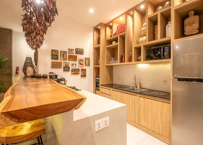 Exquisite 4br Haven, 5min Stroll To Beach Canggu Canggu