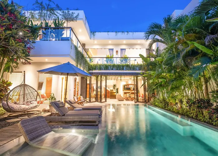 Exquisite 4br Haven, 5min Stroll To Beach Canggu *