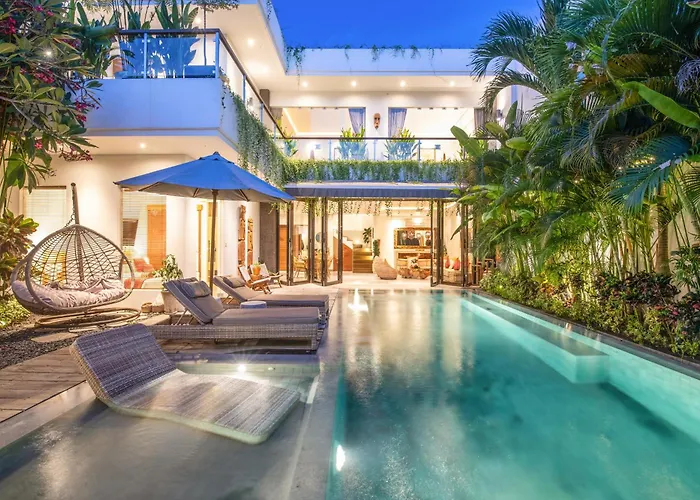 Exquisite 4br Haven, 5min Stroll To Beach Canggu Villa *