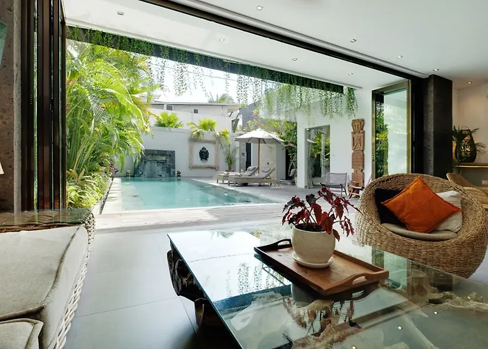Villa Exquisite 4br Haven, 5min Stroll To Beach Canggu